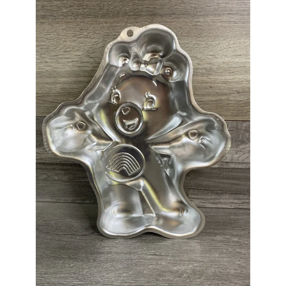 Wilton Care Bears Cheer Bear Aluminum Cake Pan Mold 2105-5555 Vintage 04 Silver‎